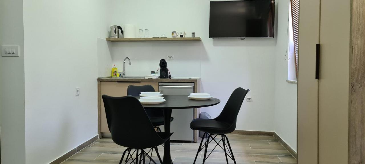 G&G Suites Ohrid Esterno foto